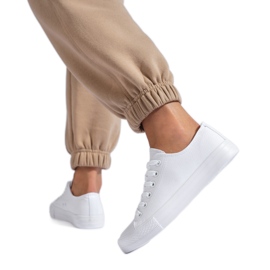 SHELOVET Klasszikus női tornacipő fehér SHELOVET Klasszikus női tornacipő fehér