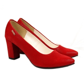 Szivattyúk a poszton piros Monique Szivattyúk a poszton piros Monique