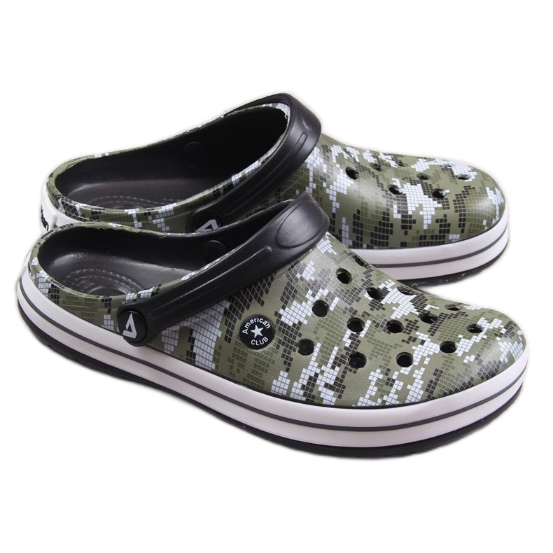 American Club férfi fekete tereppapucs zöld