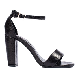 SHELOVET Szandál Magas Rúdon fekete SHELOVET Szandál Magas Rúdon fekete