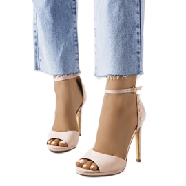 Bézs szandál magas sarkú Masih-on