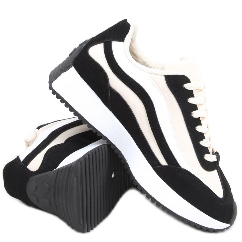 Zuri fekete edzőcipők bézs