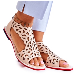 PA2 Bőr könnyű áttört szandál Bézs Alima