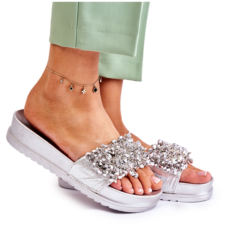 PG1 Női papucs az emelvényen ezüst Almina díszekkel