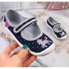 Fekete Befado lány tépőzáras papucs egyszarvúval