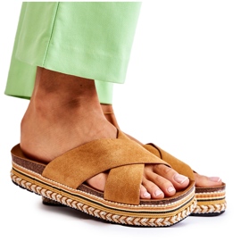 PG1 Női velúr papucs a Camel Jossie platformon barna PG1 Női velúr papucs a Camel Jossie platformon barna