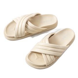 Bézs papucs a Daintree platformon Bézs papucs a Daintree platformon