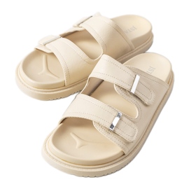 Bézs papucs a Boonah platformon Bézs papucs a Boonah platformon