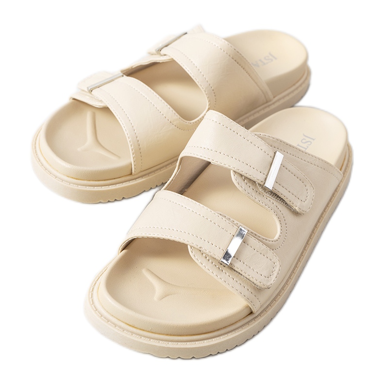 Bézs papucs a Boonah platformon