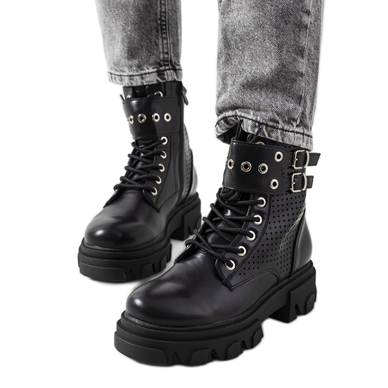 Fekete bokacsizma trapper talppal a Rubeo-tól