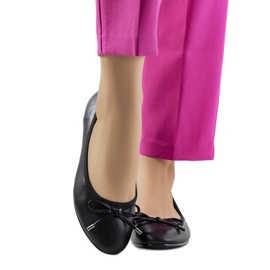Bitsi fekete balerinák Bitsi fekete balerinák