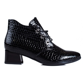 Fekete Vinceza női alacsony csizma fűzéssel