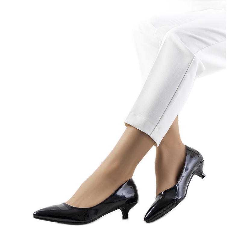 BM Fekete Colorado pumpák