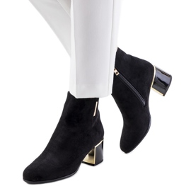 Fekete elegáns Montes csizma