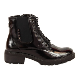 Fekete szigetelt női csizma, lakkozott Vinceza