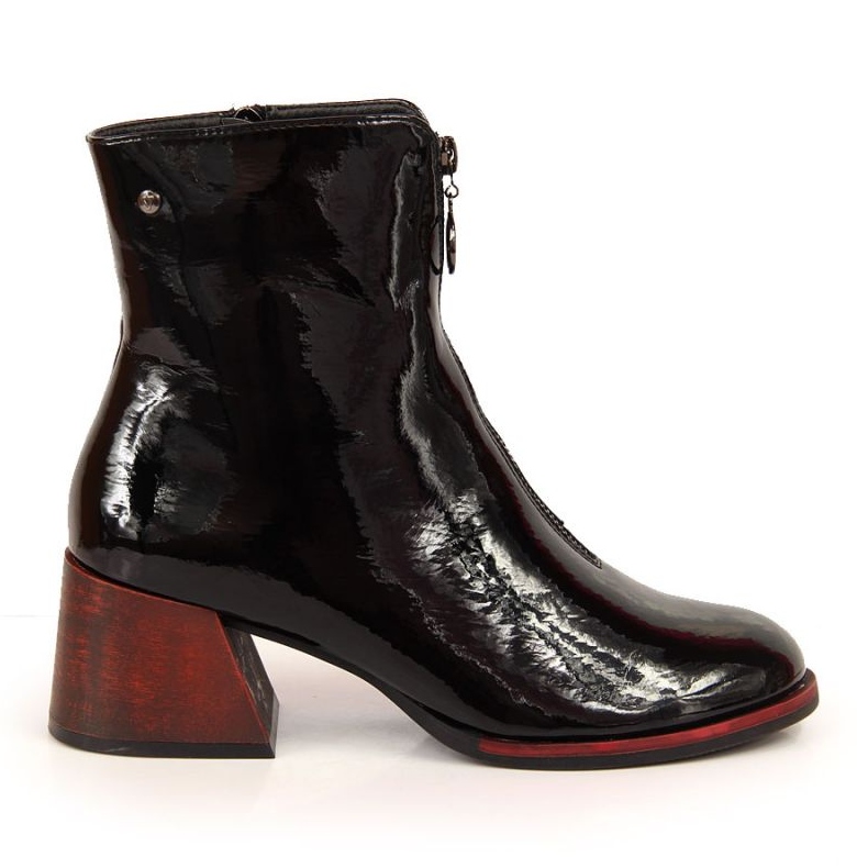 Lakkozott sarkú csizma Vinceza W JAN137 fekete