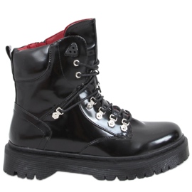 Kari fekete fűzős csizma