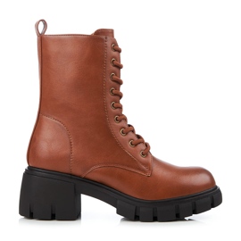 Klasszikus barna Shelovet fűzős csizma magas sarkú cipővel