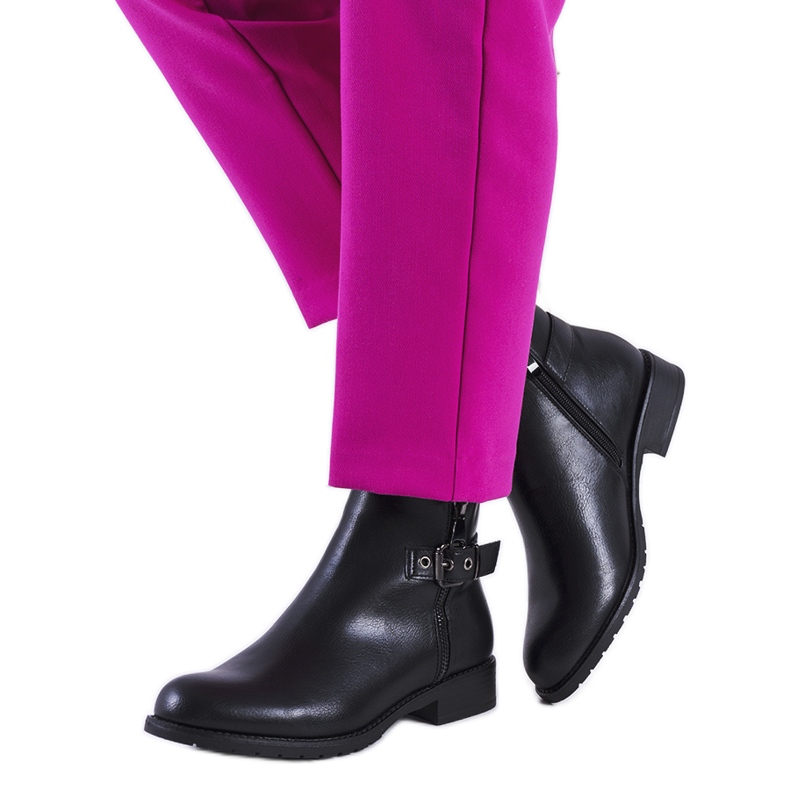 Fekete klasszikus Manila csizma