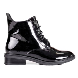 Elegáns fűzős női Shelovet csizma lakkozott ökológiai bőrből fekete