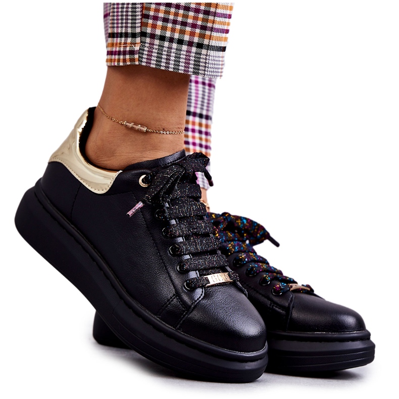 Női sportcipő GOE KK2N4073 Fekete