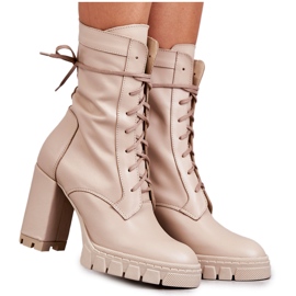 PA2 Női bőrcsizmák a bézs színű Edna platformon