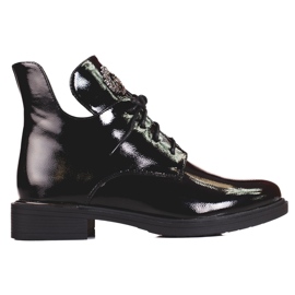 Shelovet női csizma kivágással fekete Shelovet női csizma kivágással fekete