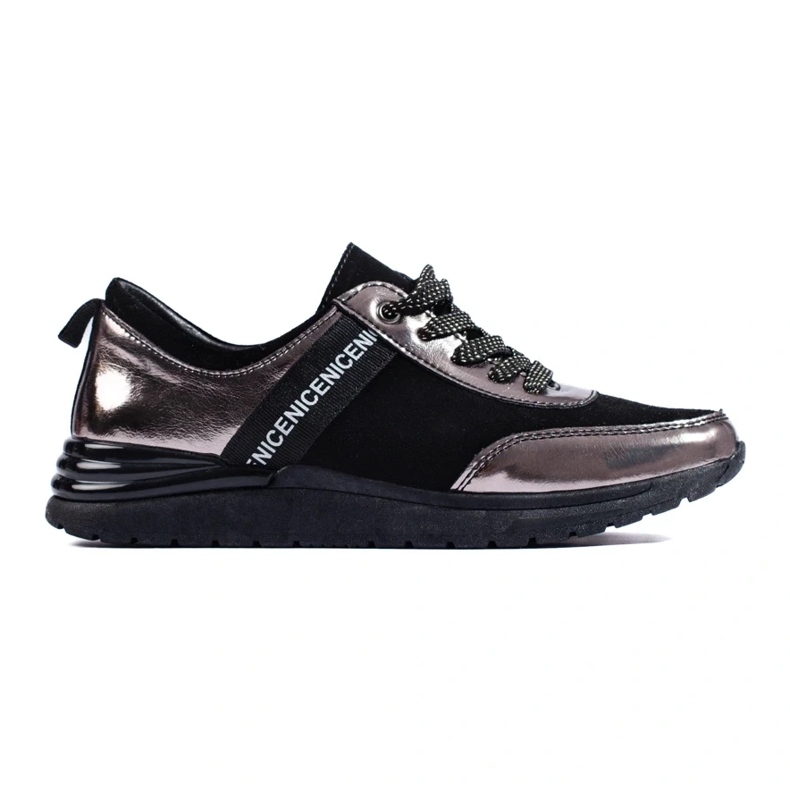 Szürke sportcipő természetes bőrből fekete