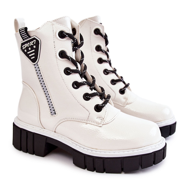 S.Barski Lakkozott, meleg fehér csizma cipzárral Marcella