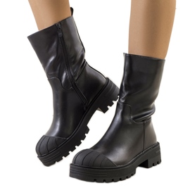 Fekete Sville trapperek