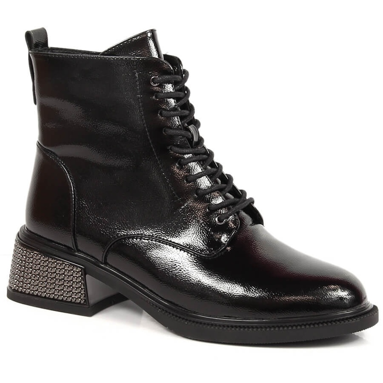 Lakkozott női csizma dekoratív sarokkal, szigetelt fekete Filippo