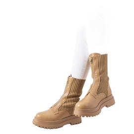 Lewin barna csizma zokni felsőrésszel