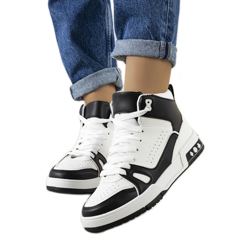 PA1 Fekete tornacipő a Megatheo-tól fehér