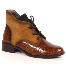 Női fűzős, meleg barna Jezzi csizma