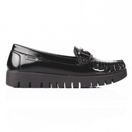 Női fekete mokaszinok a Shelovet platformon