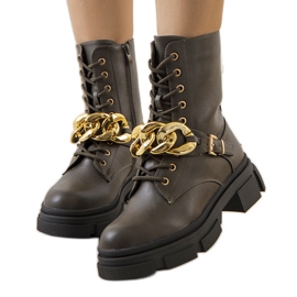 Zöld túrabakancs Iversen lánccal