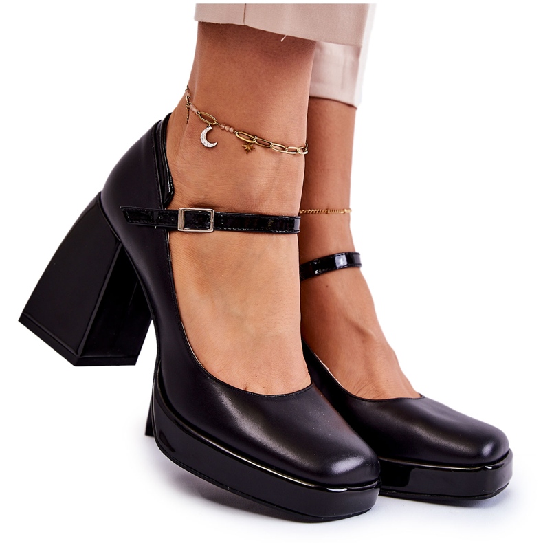 PA2 Bőr Pumpák Vaskos Sarkúban Fekete Tina