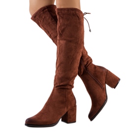 Georgie barna velúr magas sarkú csizma