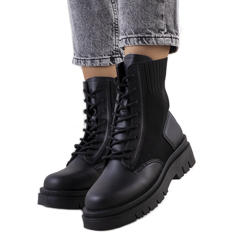 Fekete Lennon trapperek