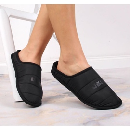 Big Star INT1773B szigetelt felcsúsztatható papucs fekete