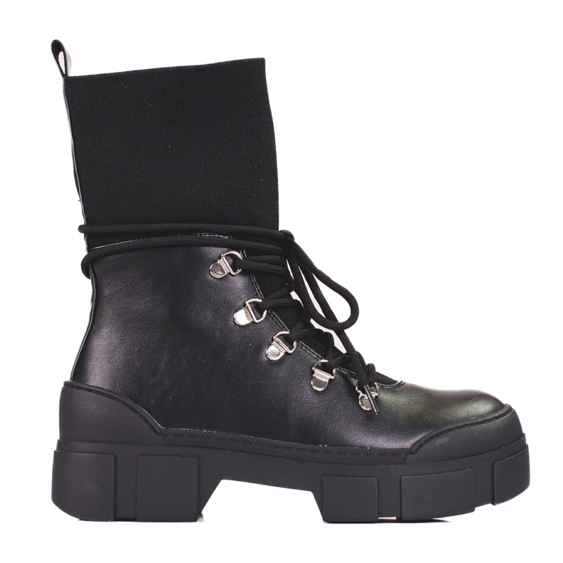 Női bebújós munkások a Shelovet platformon fekete