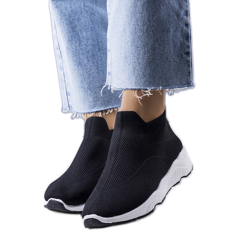 BM Black Roes boka tornacipő fekete