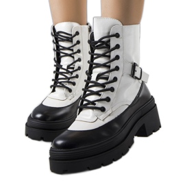 Norra fehér csapdái