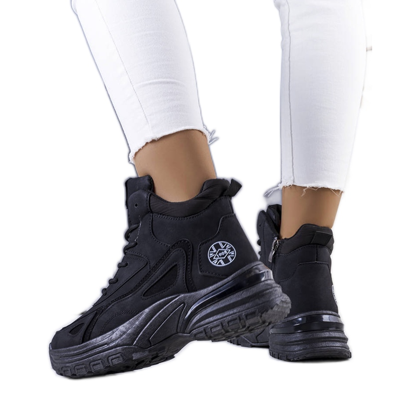 Fekete szigetelt csizma LCJ-22-44-1353L Lee Cooper