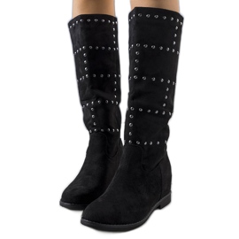 PA1 Fekete csizma az éken Mercato