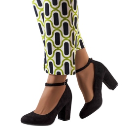 PA1 Fekete szivattyúk övvel a Norrie-től PA1 Fekete szivattyúk övvel a Norrie-től