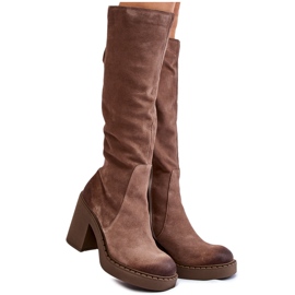 PL5 Női velúr vaskos sarkú csizma világosbarna Valeris bézs