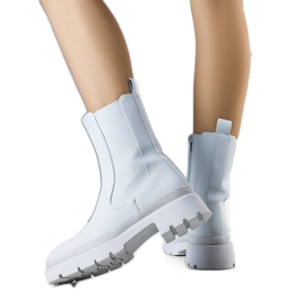 Kék matt szigetelt csizma a Colettától Kék matt szigetelt csizma a Colettától