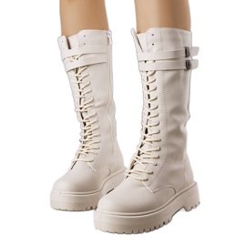 BM A márka bézs színű magas csizmái Christopher BM A márka bézs színű magas csizmái Christopher