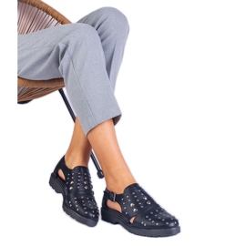 A márka fekete mélyen dekoltált cipői Eleana